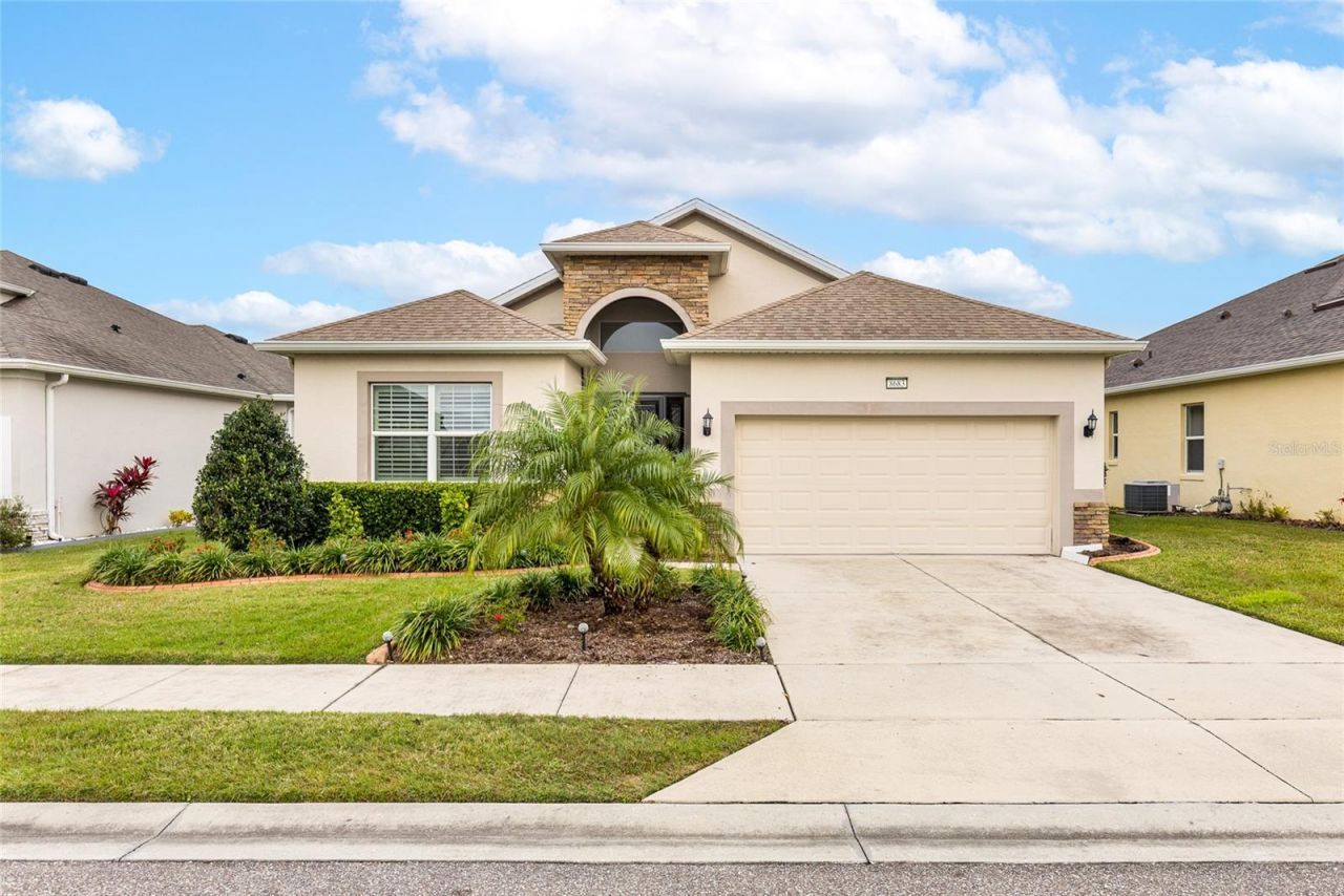 8683 Bridgeport Bay Circle, Mount Dora, FL 32757 Main Photo