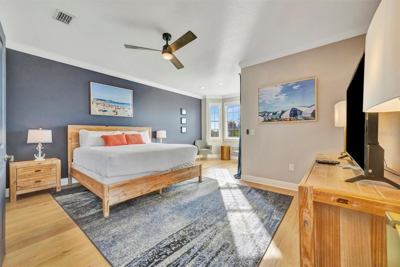 303 58th Street, Holmes Beach, FL 34217 Photo