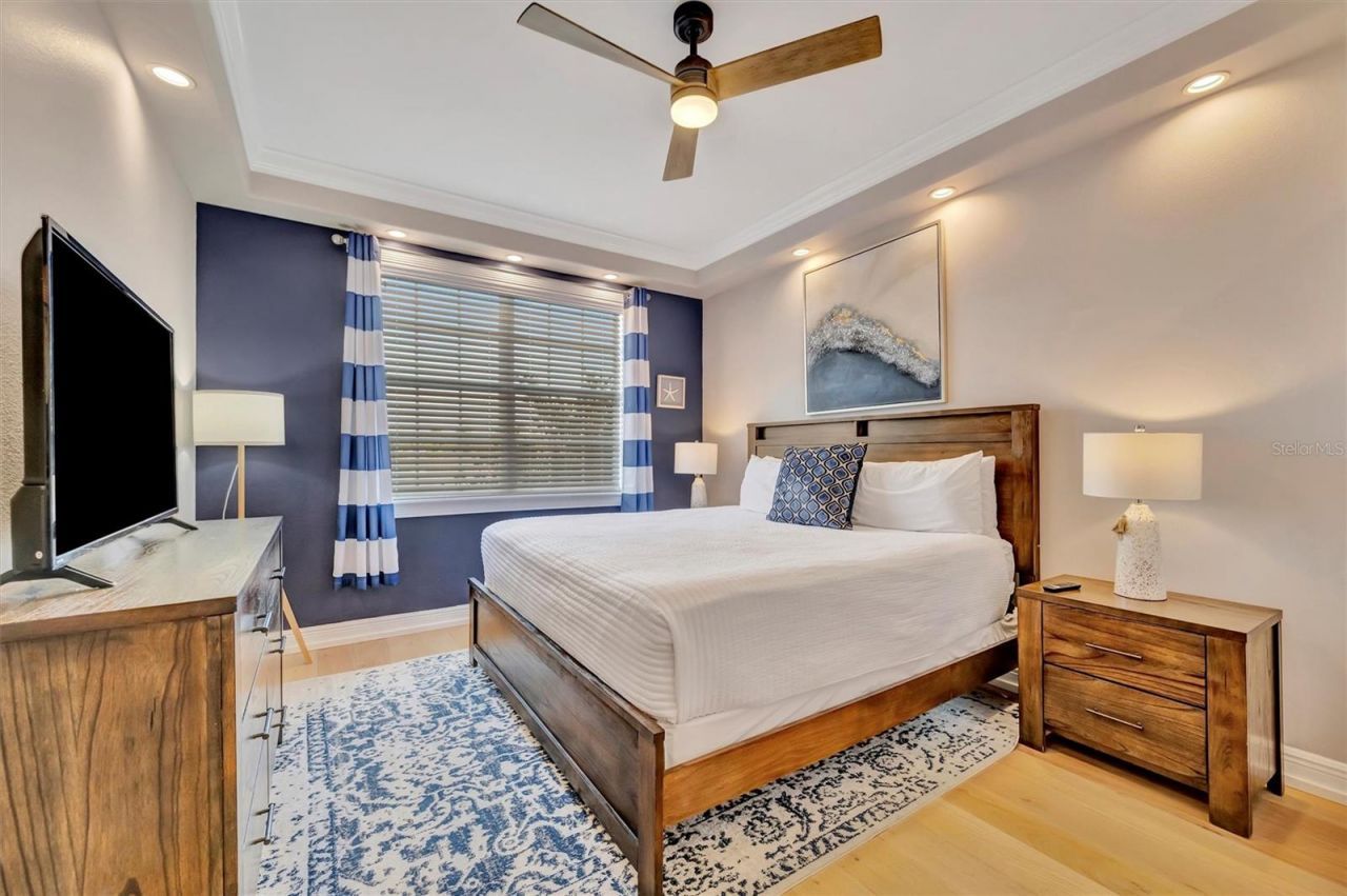 303 58th Street, Holmes Beach, FL 34217 Photo