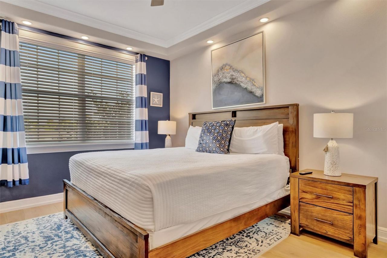 303 58th Street, Holmes Beach, FL 34217 Photo