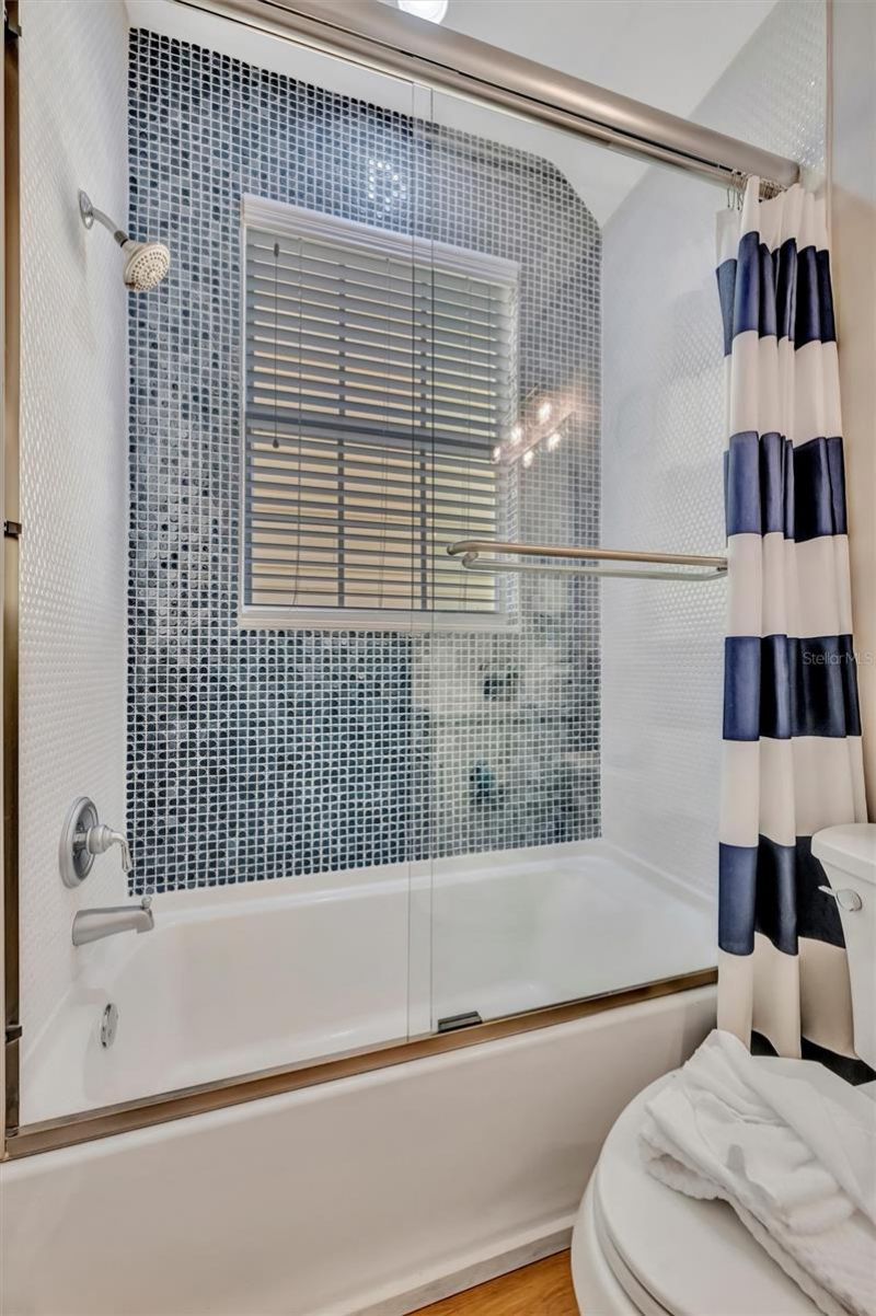 303 58th Street, Holmes Beach, FL 34217 Photo