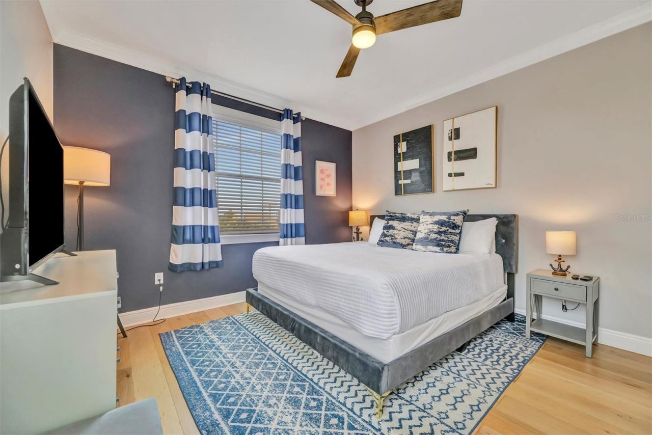 303 58th Street, Holmes Beach, FL 34217 Photo