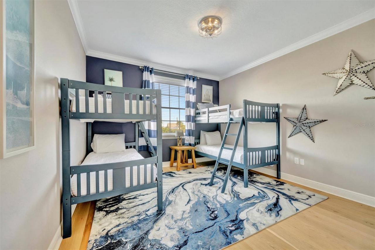 303 58th Street, Holmes Beach, FL 34217 Photo