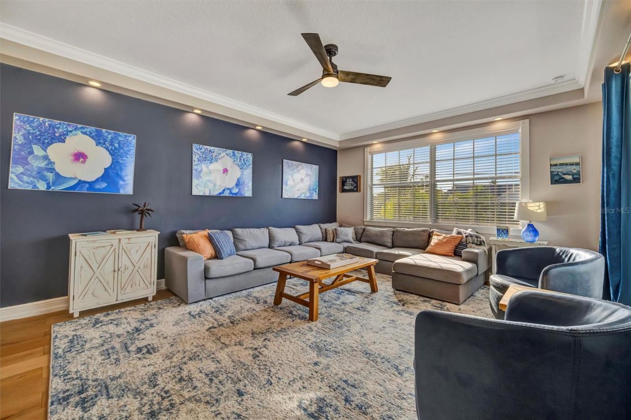 303 58th Street, Holmes Beach, FL 34217 Photo