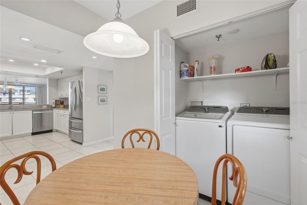 1425 Gulf Of Mexico Drive, Unit 408, Longboat Key, FL 34228 Photo