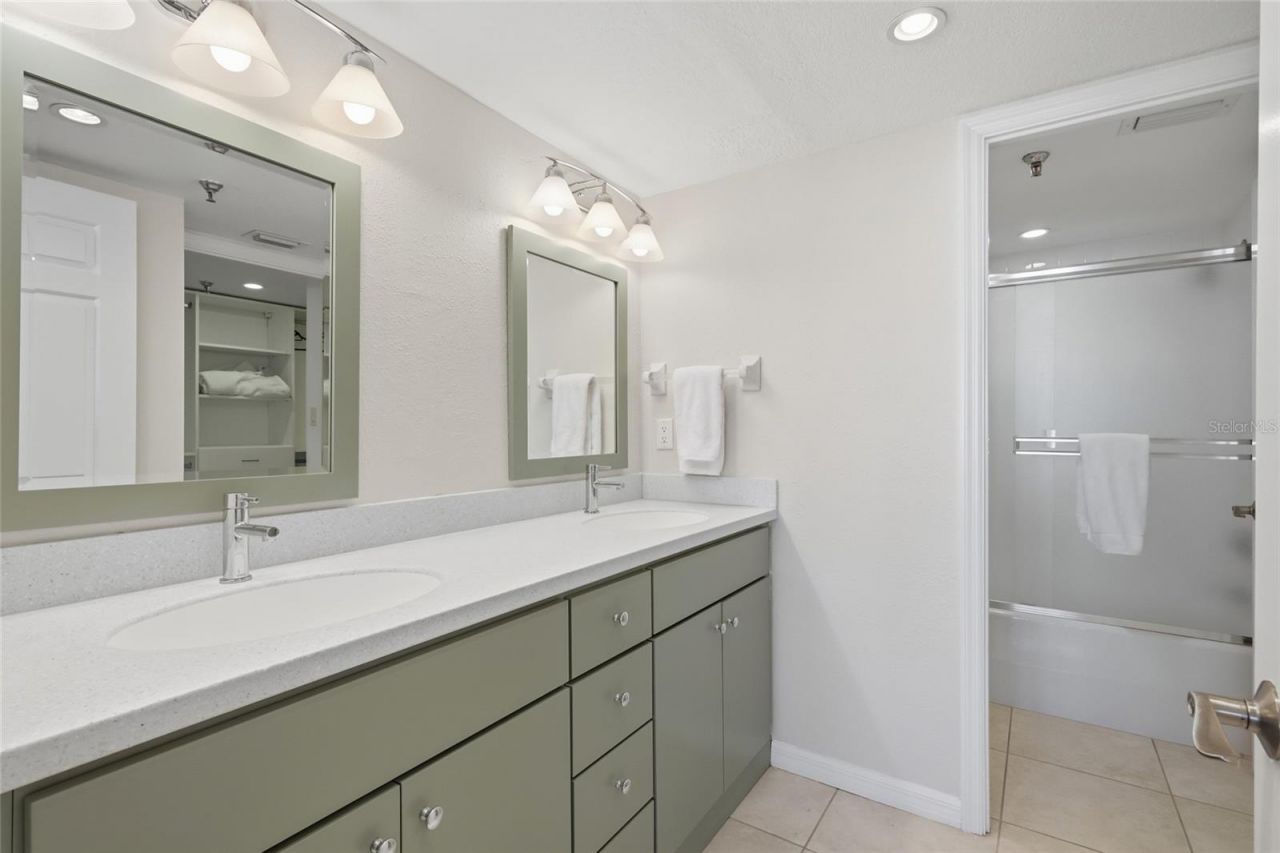 1425 Gulf Of Mexico Drive, Unit 408, Longboat Key, FL 34228 Photo