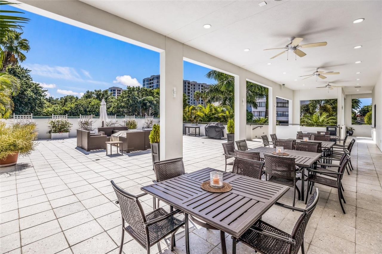 1425 Gulf Of Mexico Drive, Unit 408, Longboat Key, FL 34228 Photo