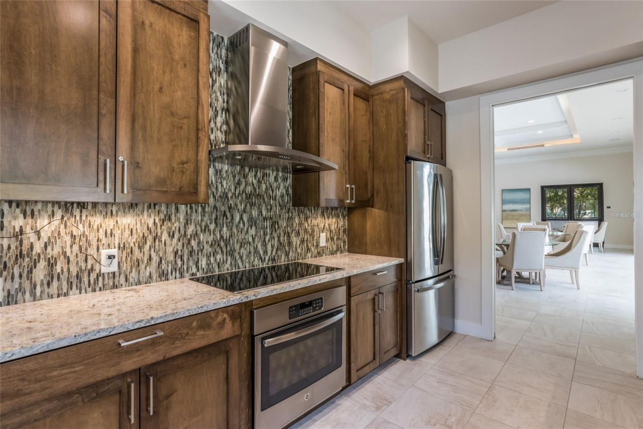 1425 Gulf Of Mexico Drive, Unit 408, Longboat Key, FL 34228 Photo