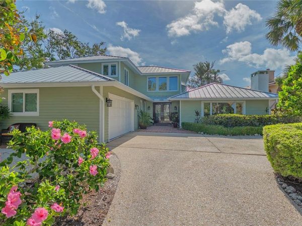 1042 N CASEY KEY ROAD, OSPREY, FL 34229