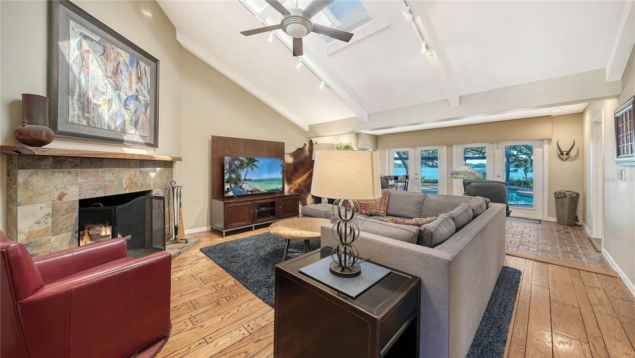 1042 N Casey Key Road, Osprey, FL 34229 Photo