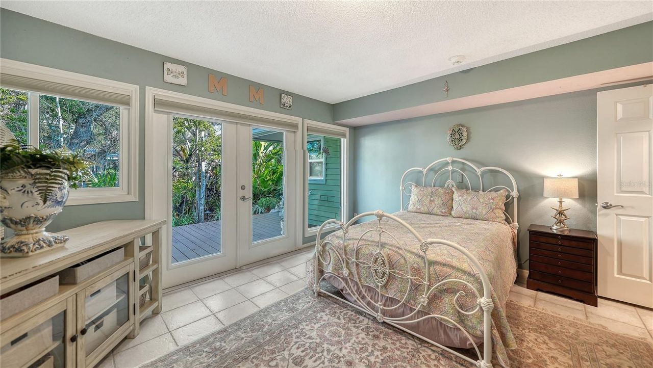 1042 N Casey Key Road, Osprey, FL 34229 Photo