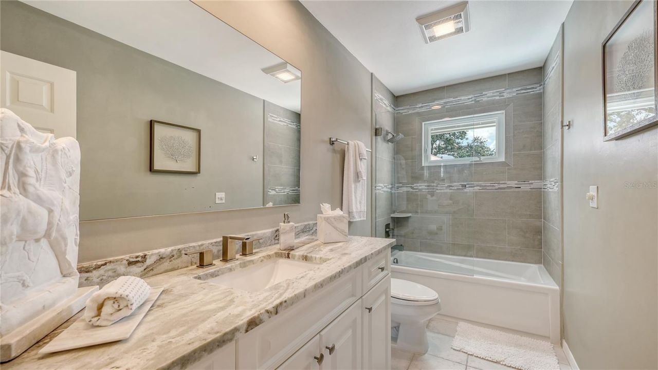 1042 N Casey Key Road, Osprey, FL 34229 Photo