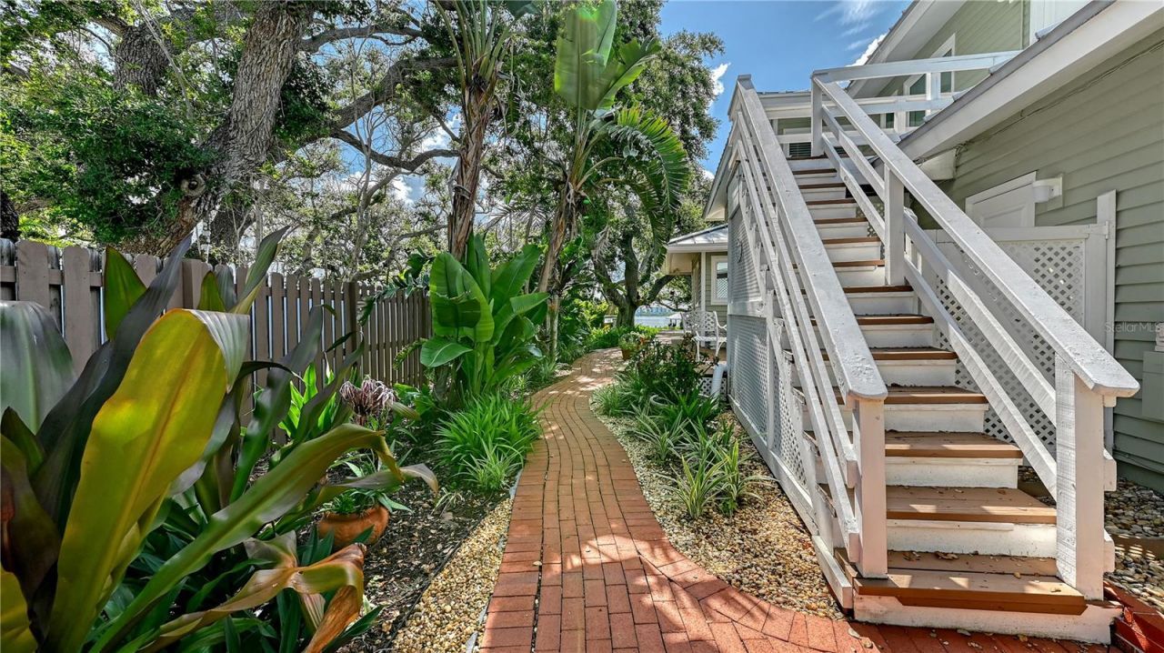1042 N Casey Key Road, Osprey, FL 34229 Photo