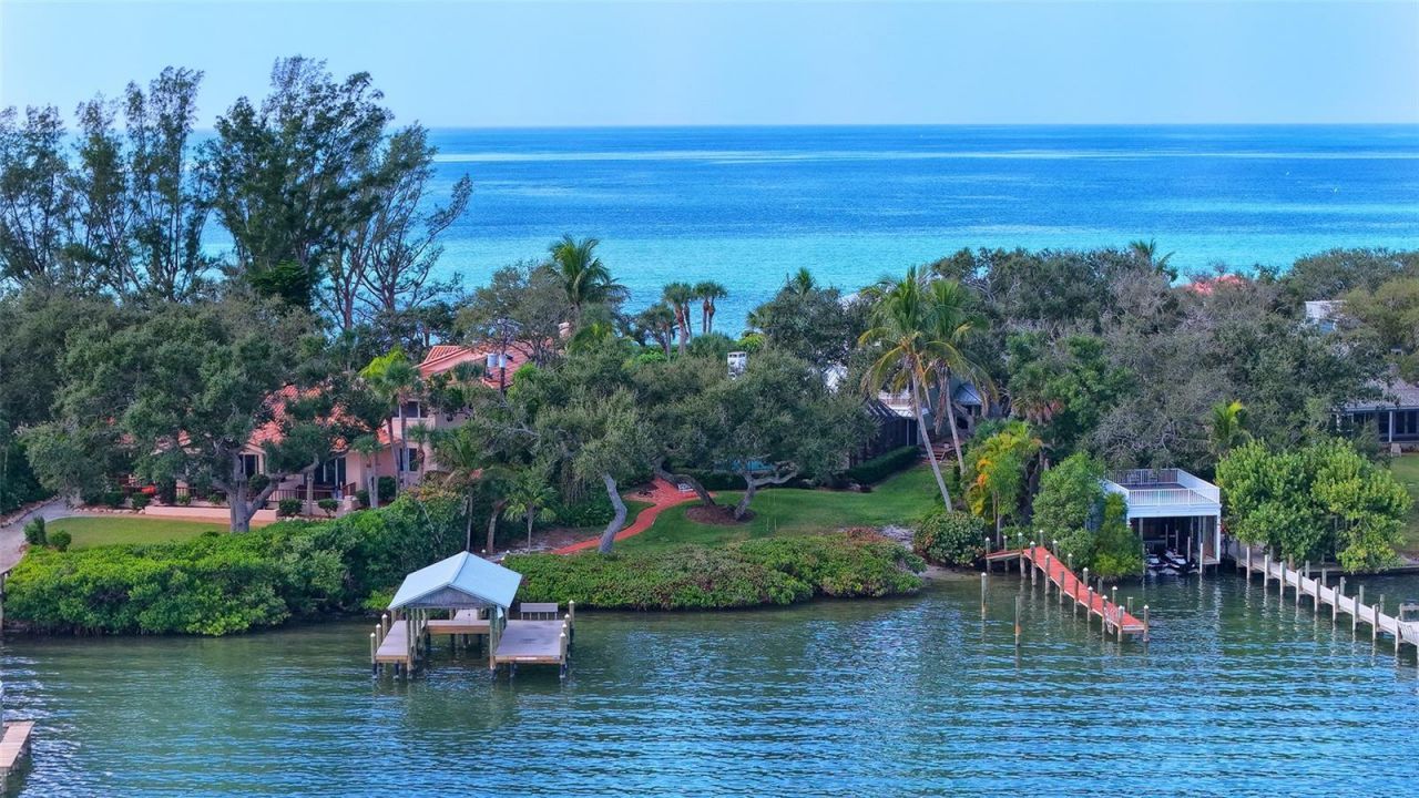 1042 N Casey Key Road, Osprey, FL 34229 Photo