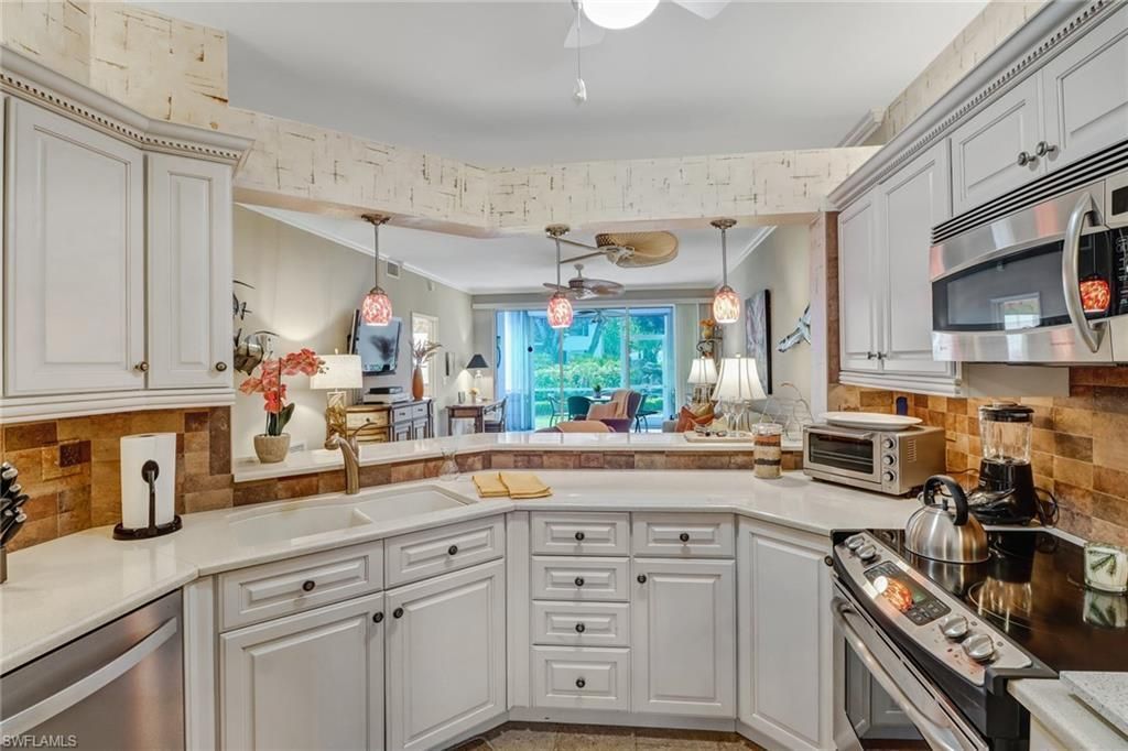 7108 Barrington Cir, Unit 101, Naples, FL 34108 Photo