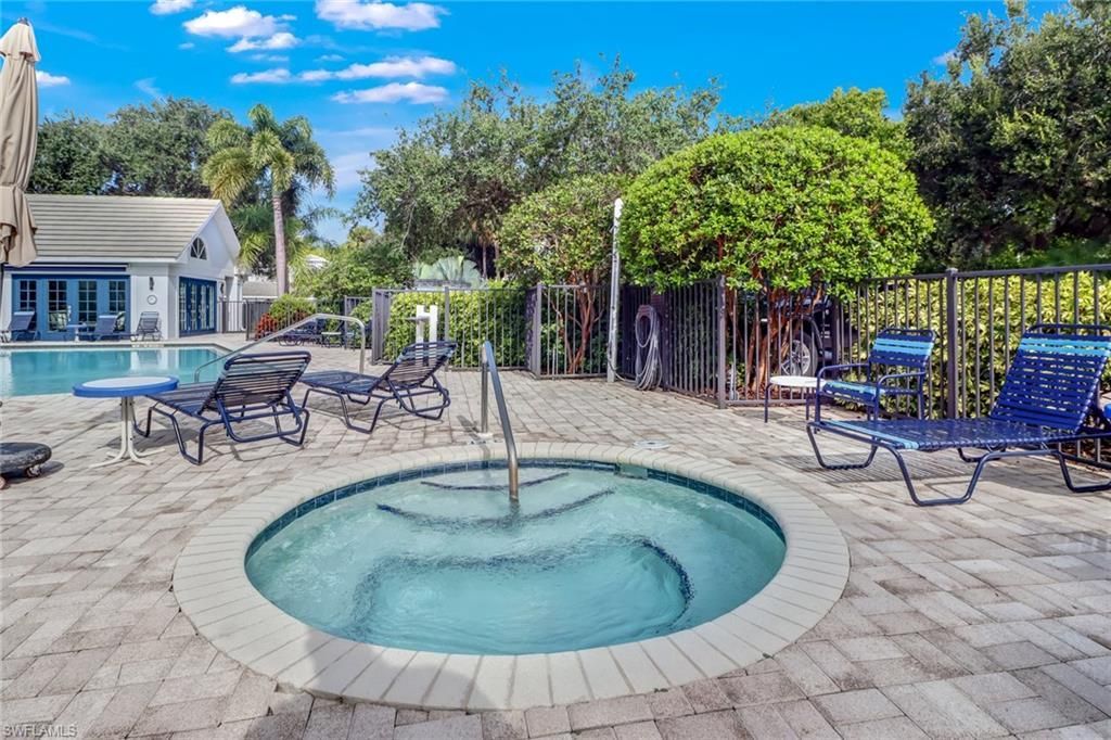 7108 Barrington Cir, Unit 101, Naples, FL 34108 Photo