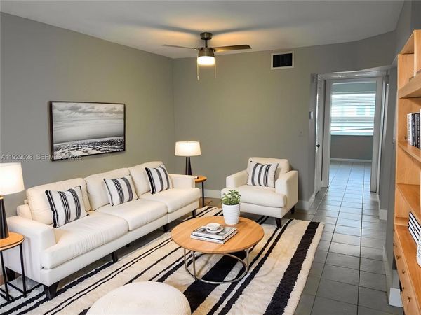 335 SW 20th St, Unit 7, Fort Lauderdale, FL 33315