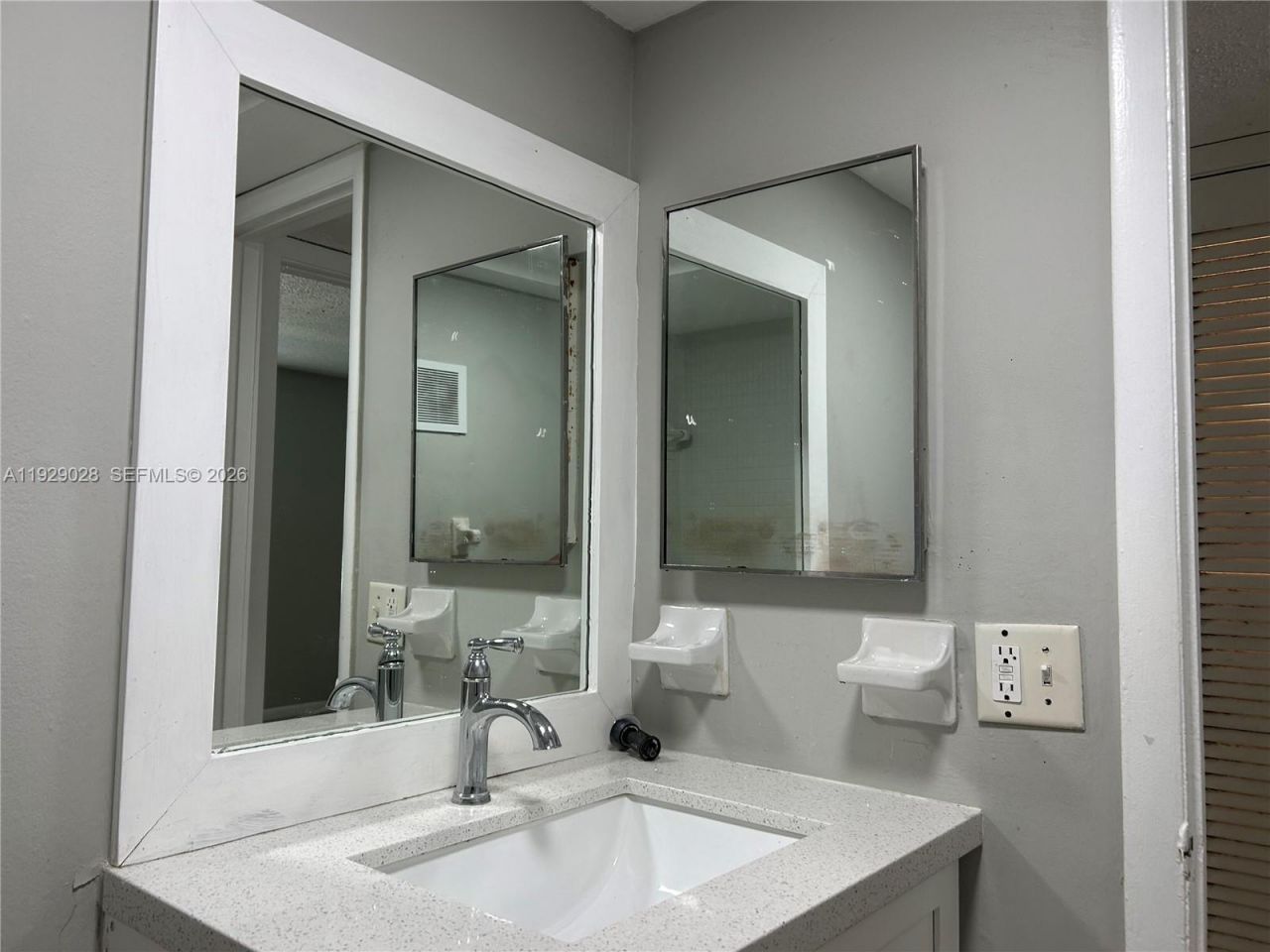 335 SW 20th St, Unit 7, Fort Lauderdale, FL 33315 Photo