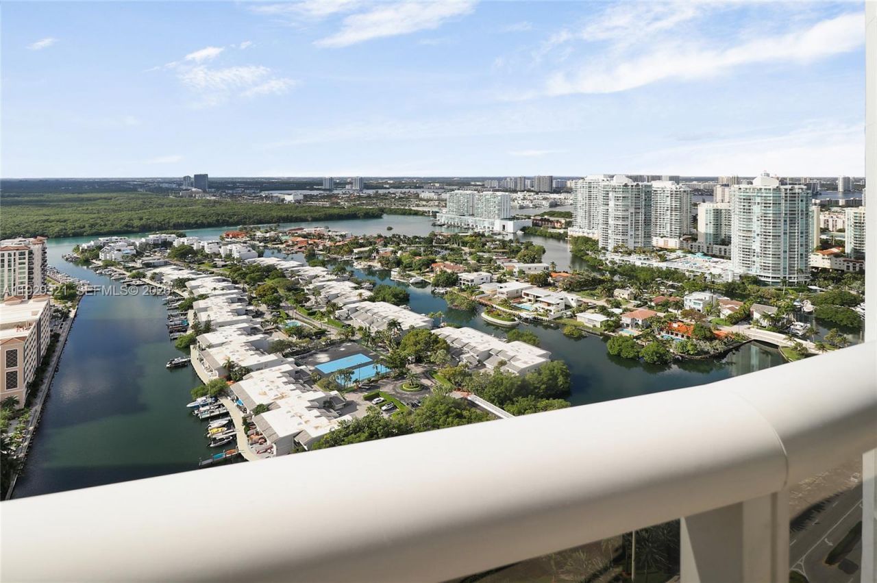 16001 Collins Ave, Unit 3005, Sunny Isles Beach, FL 33160 Photo