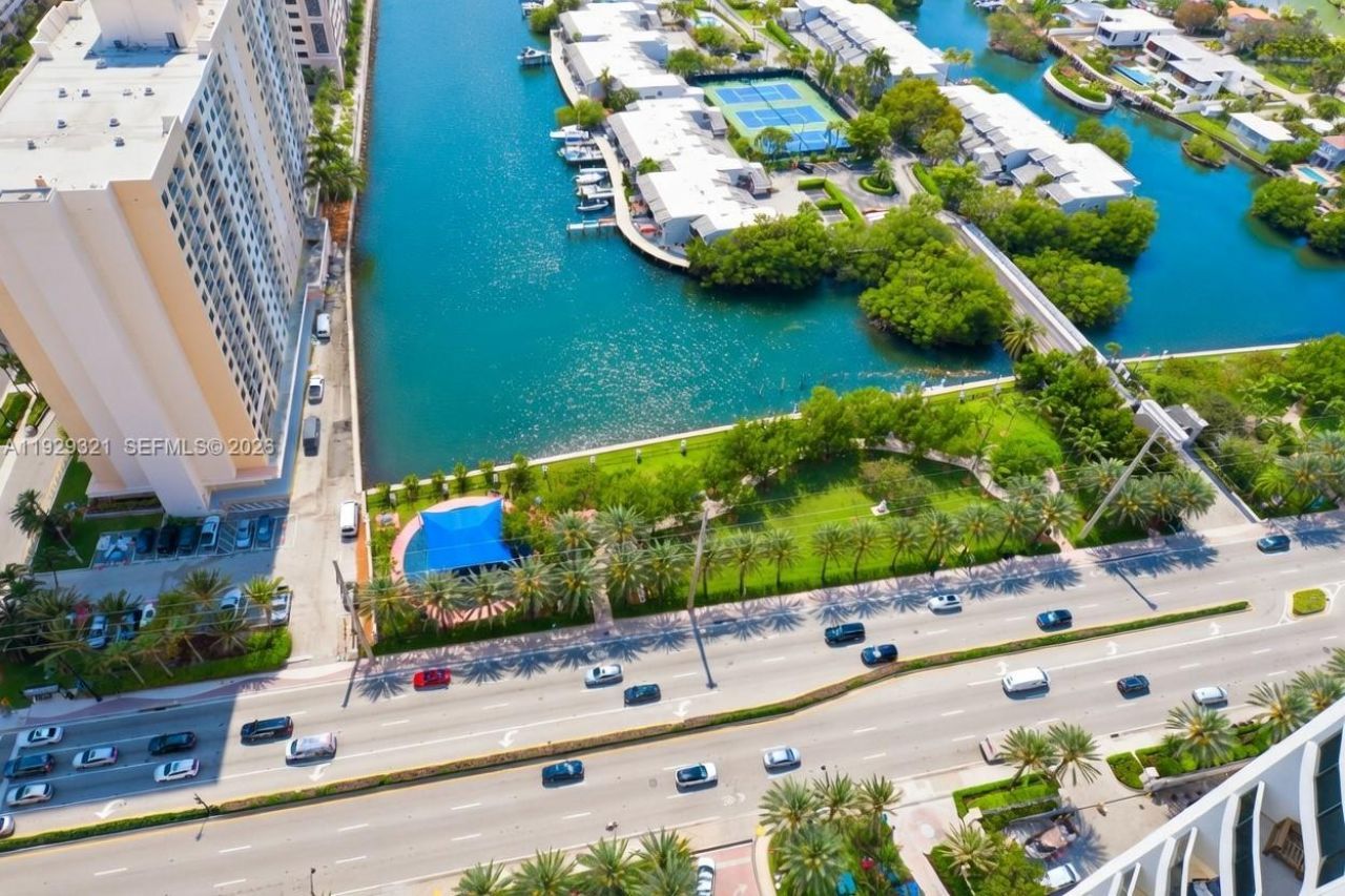 16001 Collins Ave, Unit 3005, Sunny Isles Beach, FL 33160 Photo