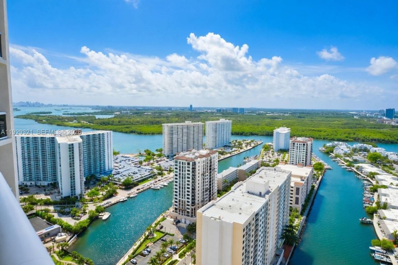 16001 Collins Ave, Unit 3005, Sunny Isles Beach, FL 33160 Photo