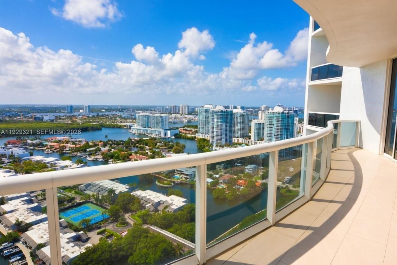 16001 Collins Ave, Unit 3005, Sunny Isles Beach, FL 33160 Photo