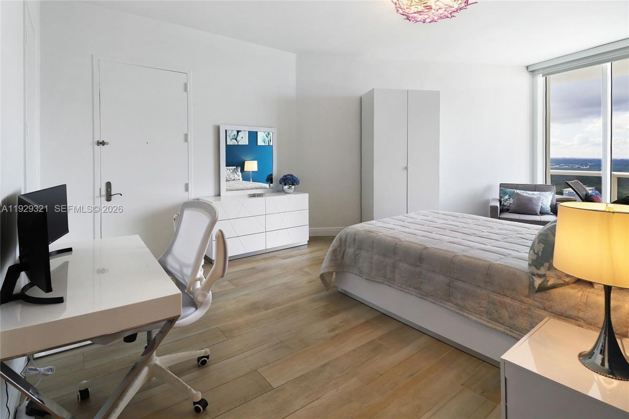 16001 Collins Ave, Unit 3005, Sunny Isles Beach, FL 33160 Photo