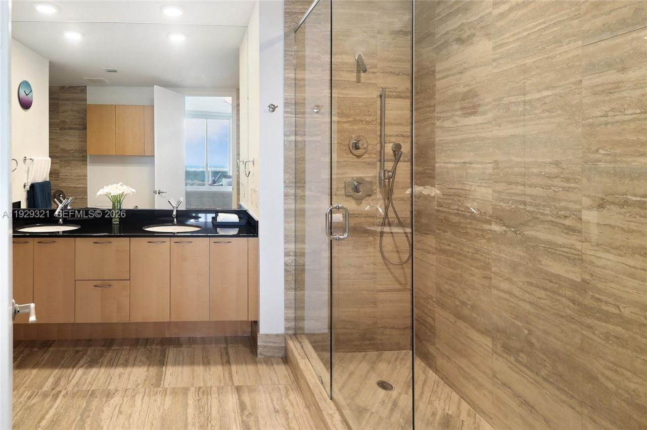 16001 Collins Ave, Unit 3005, Sunny Isles Beach, FL 33160 Photo