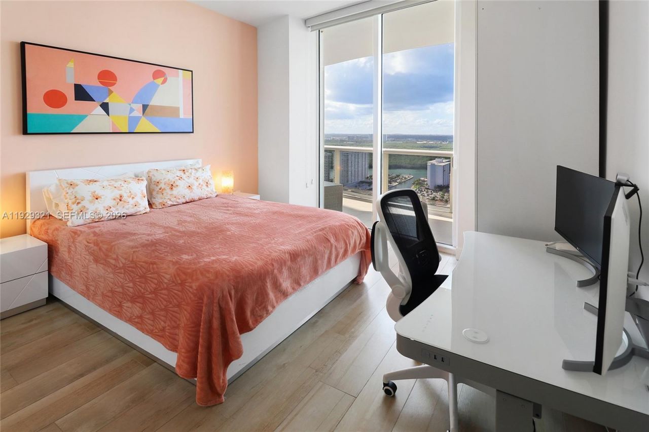 16001 Collins Ave, Unit 3005, Sunny Isles Beach, FL 33160 Photo