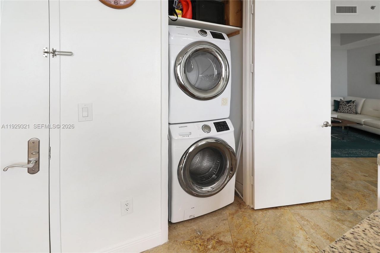 16001 Collins Ave, Unit 3005, Sunny Isles Beach, FL 33160 Photo