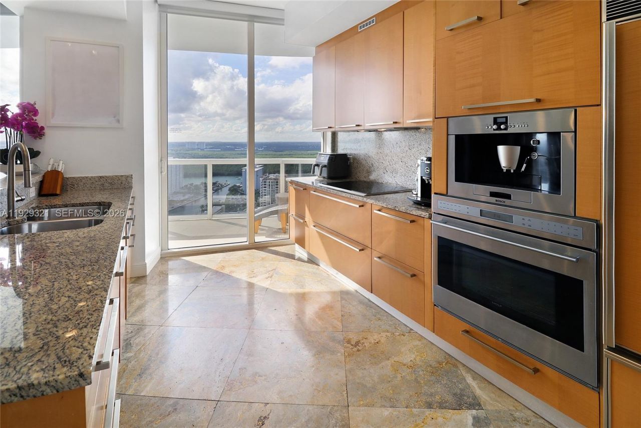 16001 Collins Ave, Unit 3005, Sunny Isles Beach, FL 33160 Photo