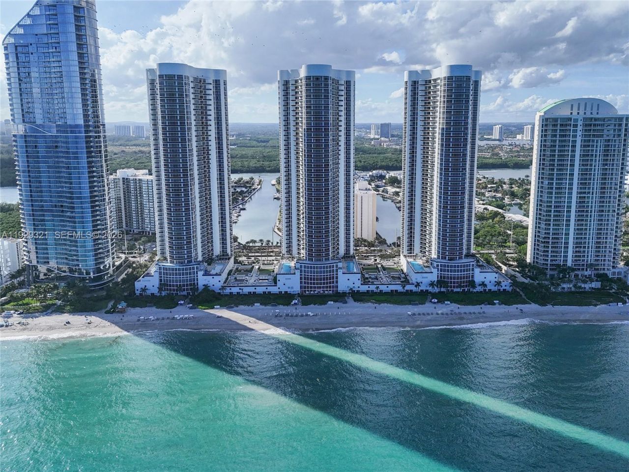 16001 Collins Ave, Unit 3005, Sunny Isles Beach, FL 33160 Photo