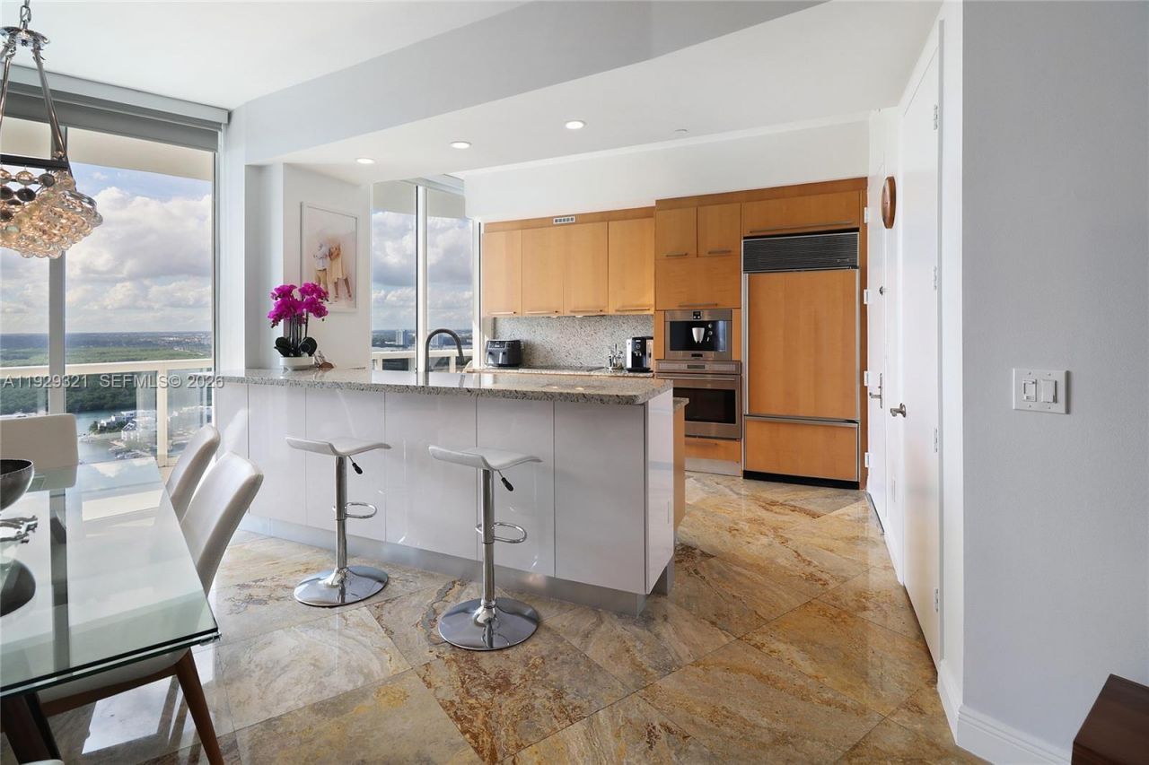 16001 Collins Ave, Unit 3005, Sunny Isles Beach, FL 33160 Photo