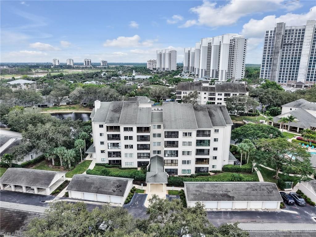 900 Arbor Lake Dr, Unit 9-301, Naples, FL 34110 Photo