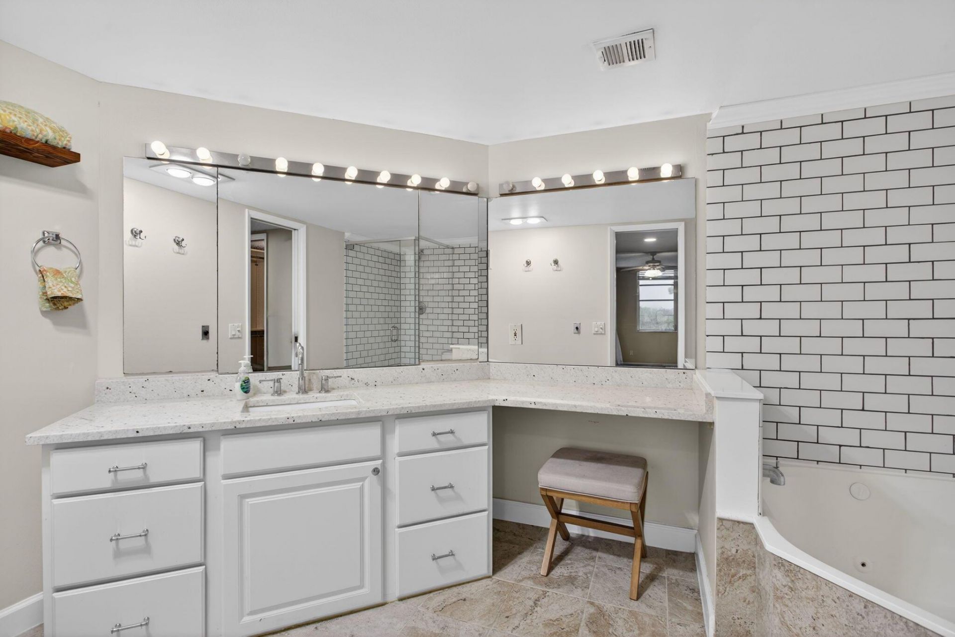 3503 Oaks Way, Unit 405, Pompano Beach, FL 33069 Photo