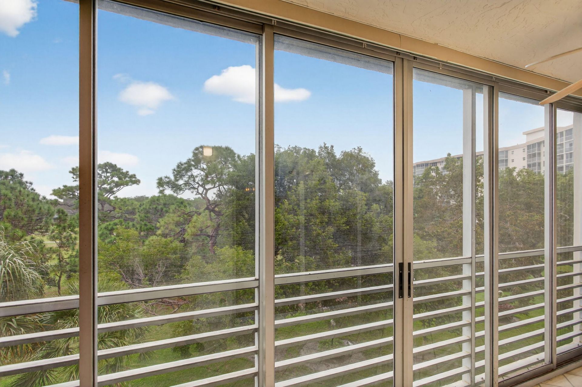 3503 Oaks Way, Unit 405, Pompano Beach, FL 33069 Photo