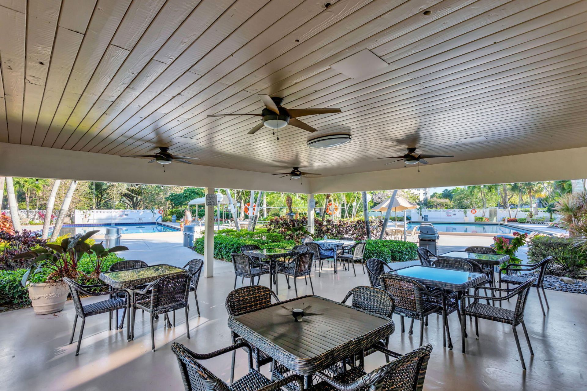 3503 Oaks Way, Unit 405, Pompano Beach, FL 33069 Photo