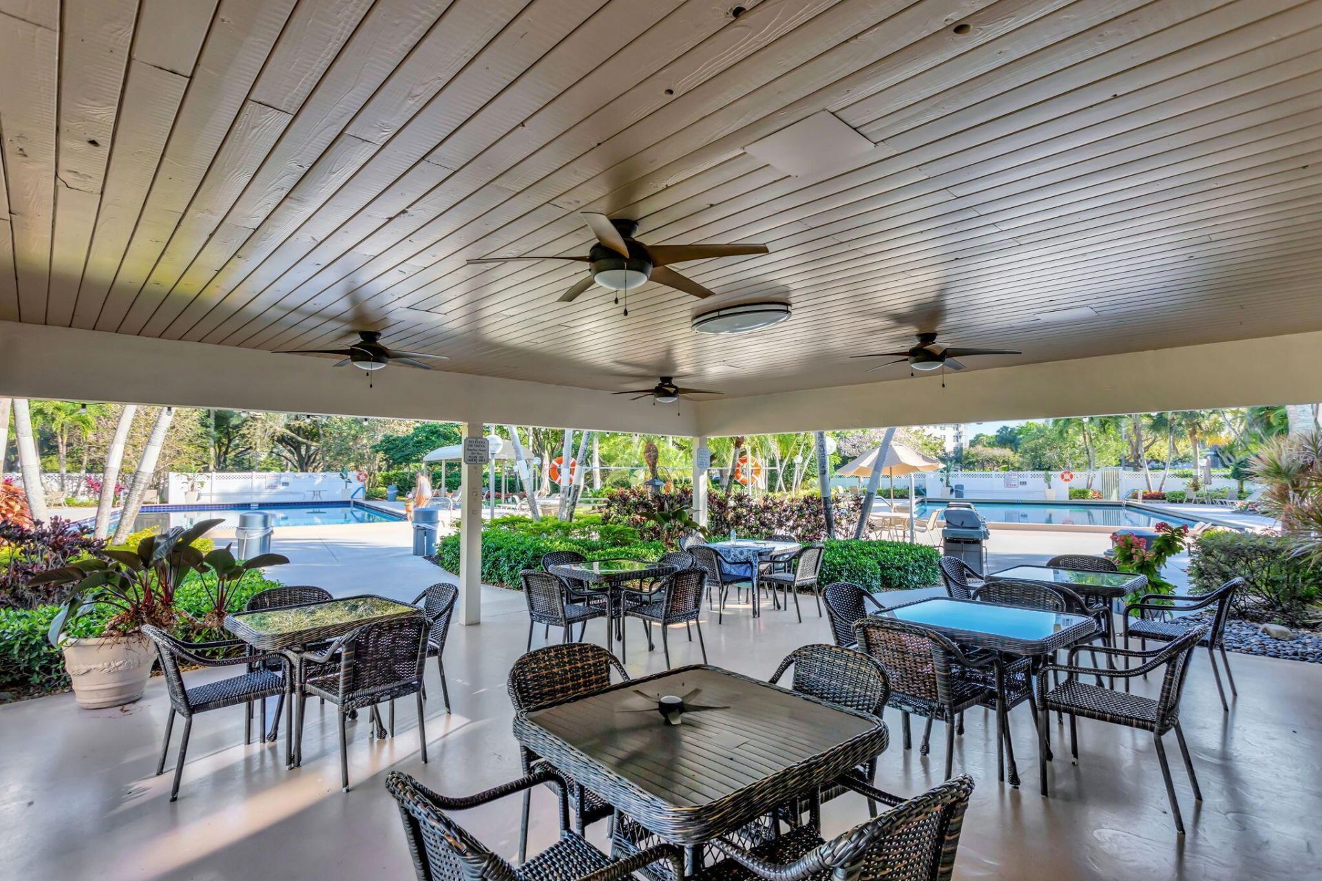 3503 Oaks Way, Unit 405, Pompano Beach, FL 33069 Photo