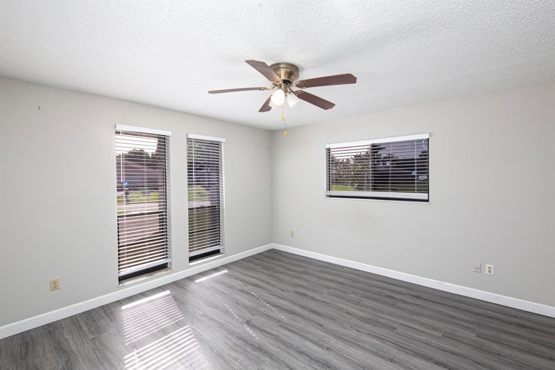 183 SW Airview Avenue, Port Saint Lucie, FL 34984 Photo