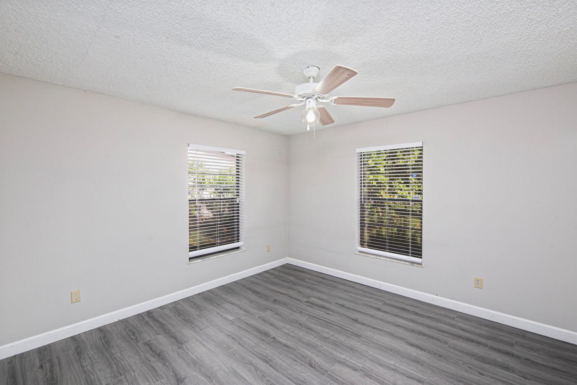 183 SW Airview Avenue, Port Saint Lucie, FL 34984 Photo