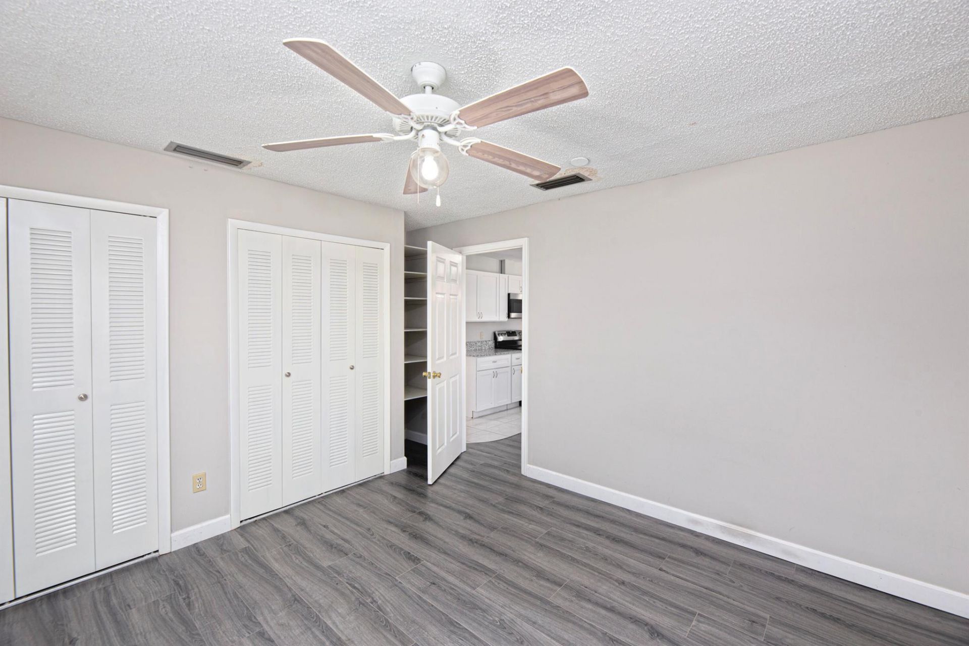 183 SW Airview Avenue, Port Saint Lucie, FL 34984 Photo