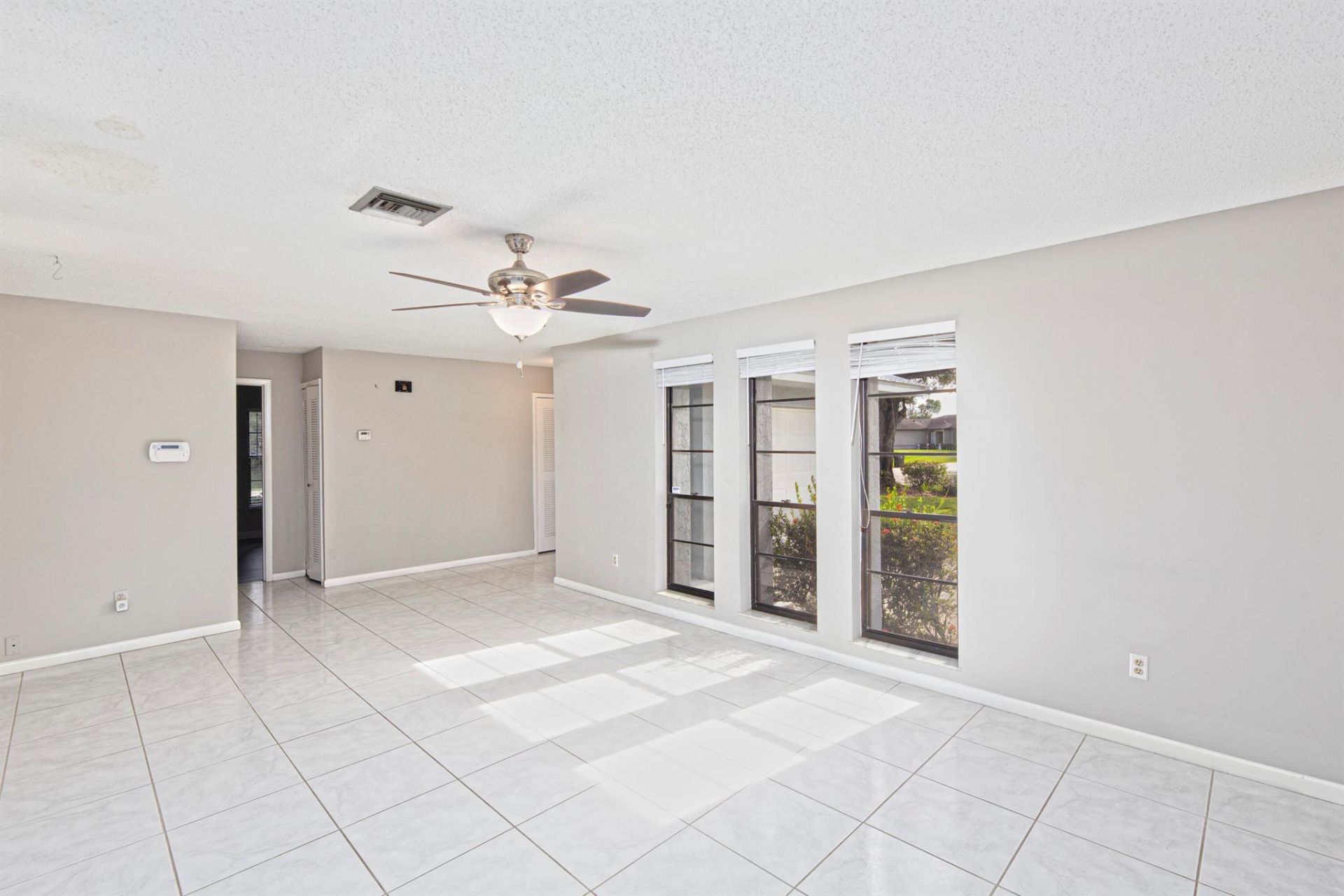 183 SW Airview Avenue, Port Saint Lucie, FL 34984 Photo