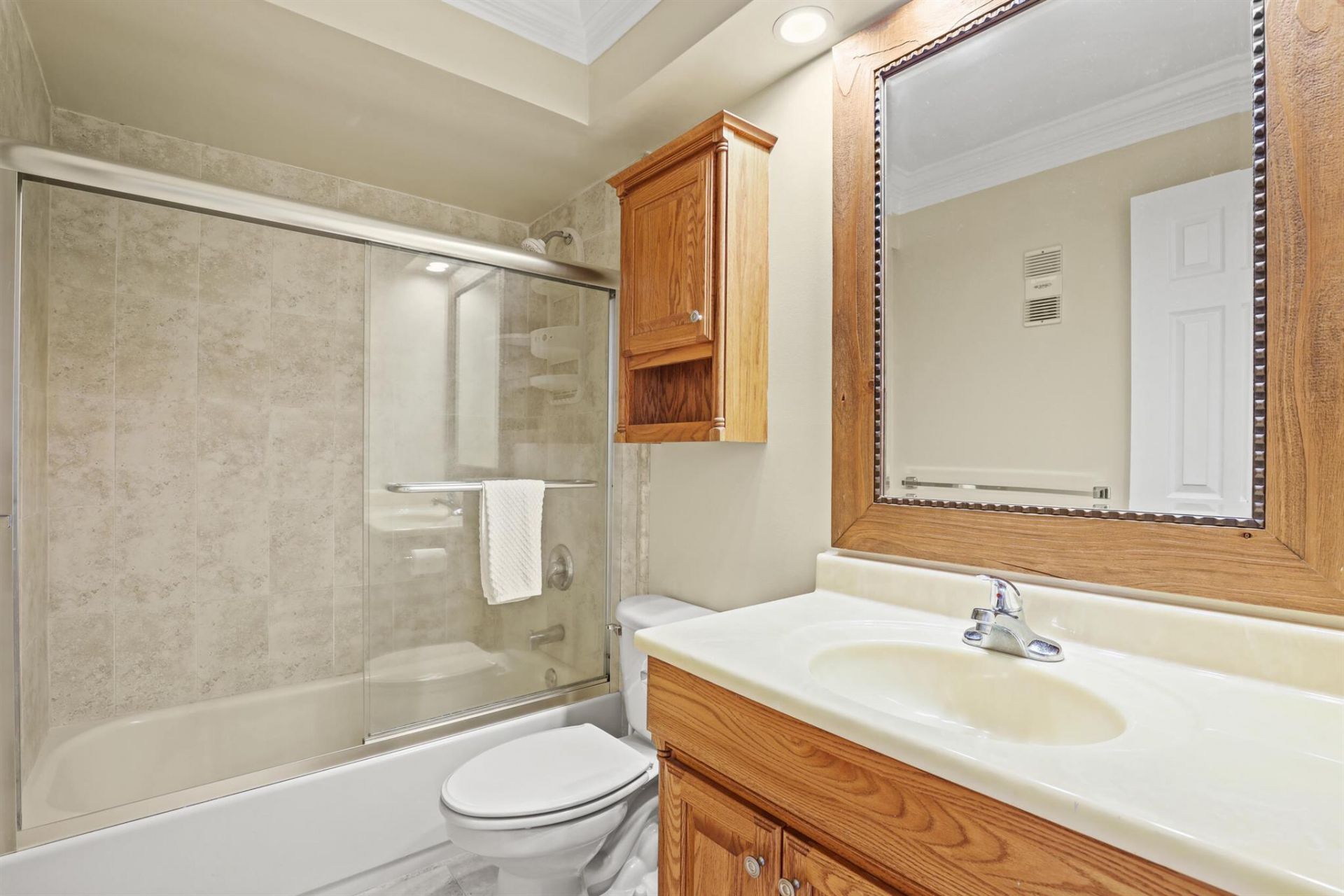 109 Paradise Harbour Boulevard, Unit 514 + Boat, North Palm Beach, FL 33408 Photo