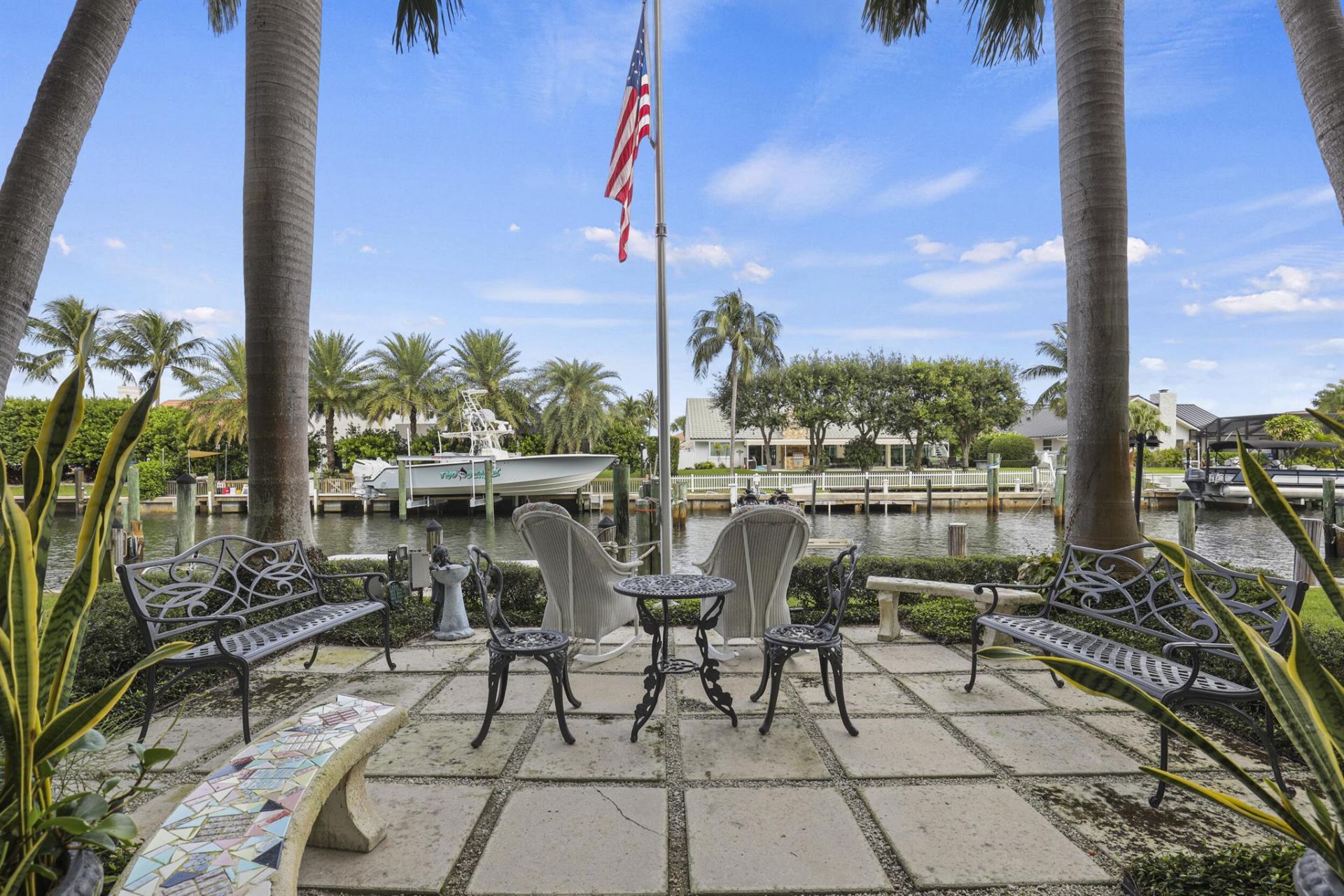109 Paradise Harbour Boulevard, Unit 514 + Boat, North Palm Beach, FL 33408 Photo