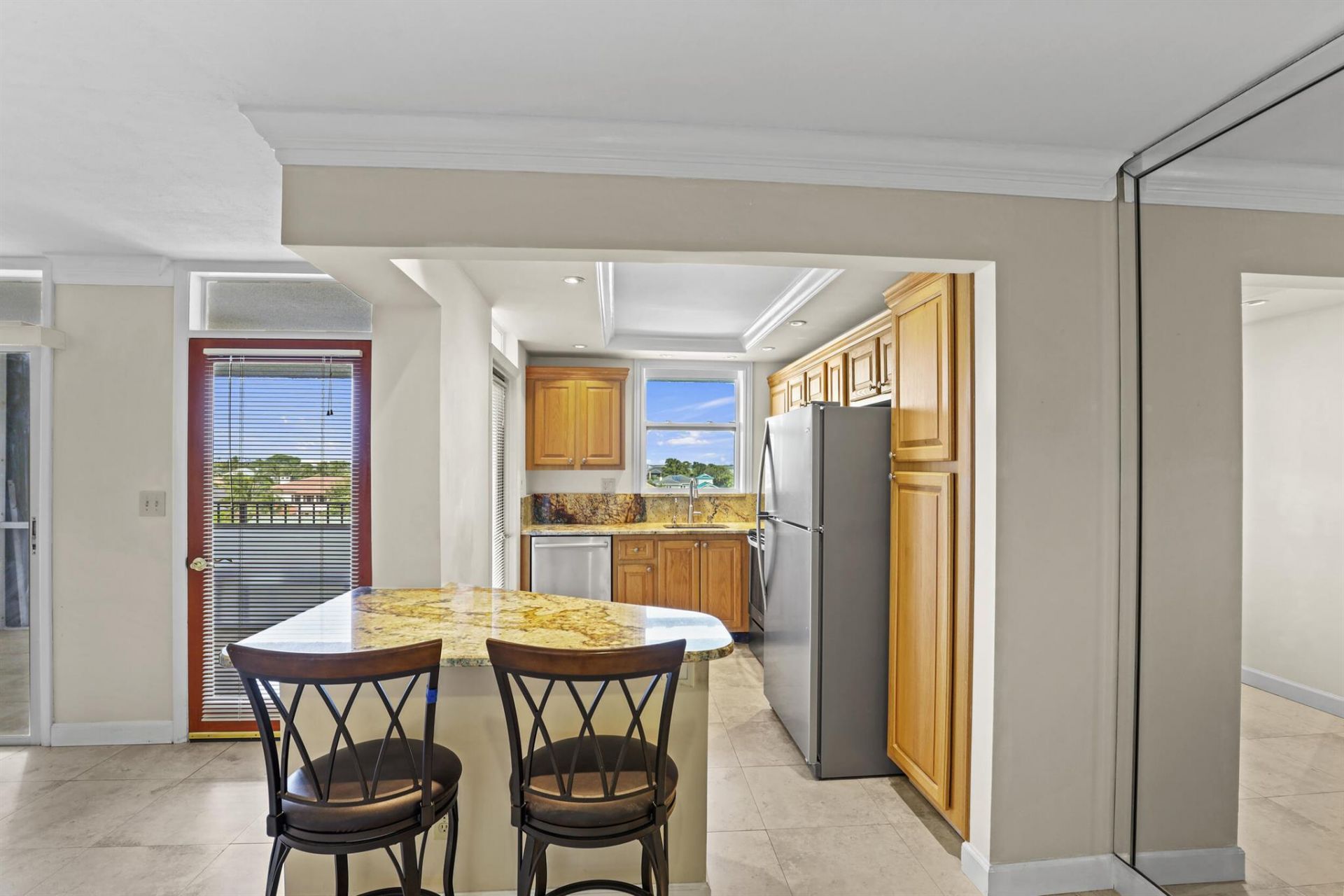 109 Paradise Harbour Boulevard, Unit 514 + Boat, North Palm Beach, FL 33408 Photo