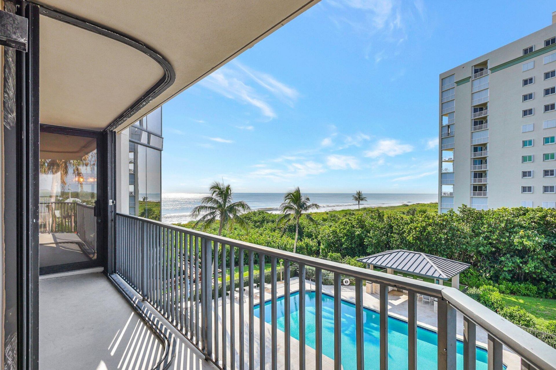 4000 N Highway A1a, Unit 402, Hutchinson Island, FL 34949 Photo