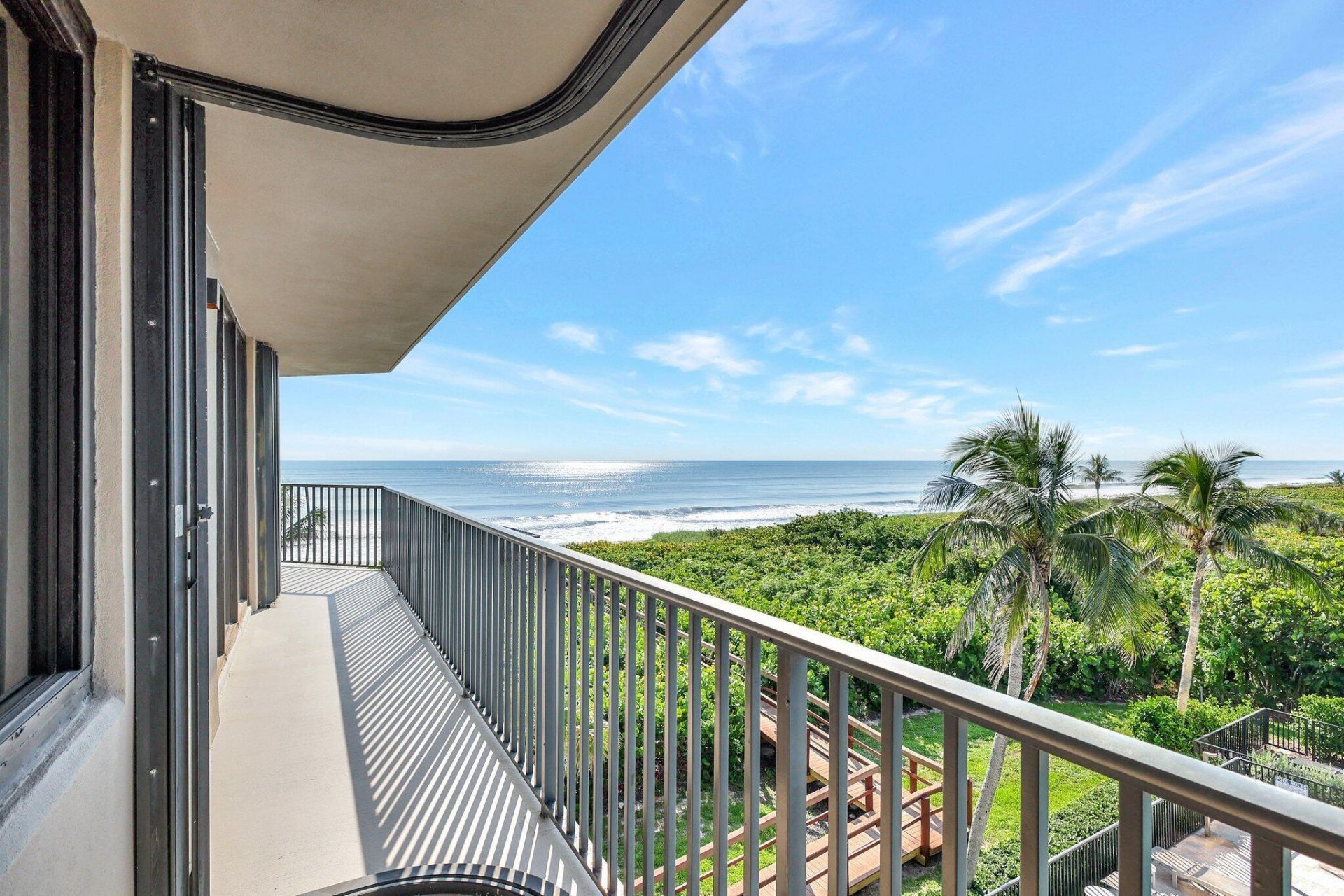 4000 N Highway A1a, Unit 402, Hutchinson Island, FL 34949 Photo