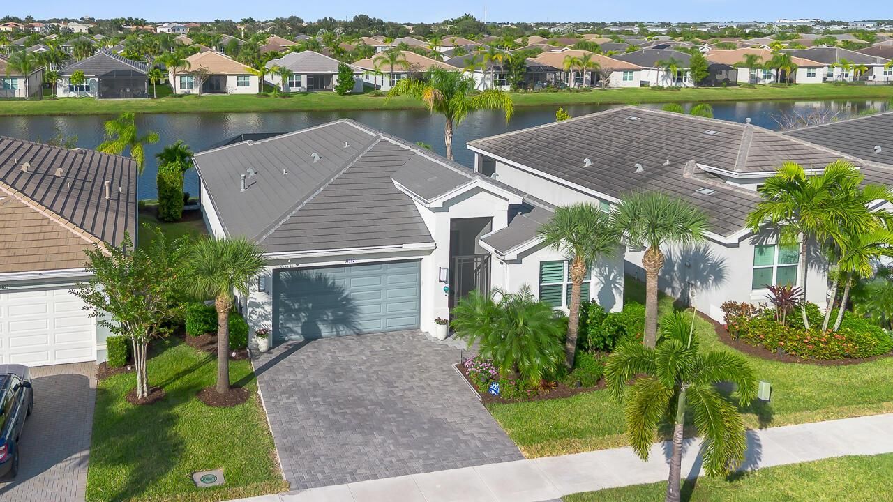 11397 SW Carlisle Crossing Avenue, Port Saint Lucie, FL 34987 Photo