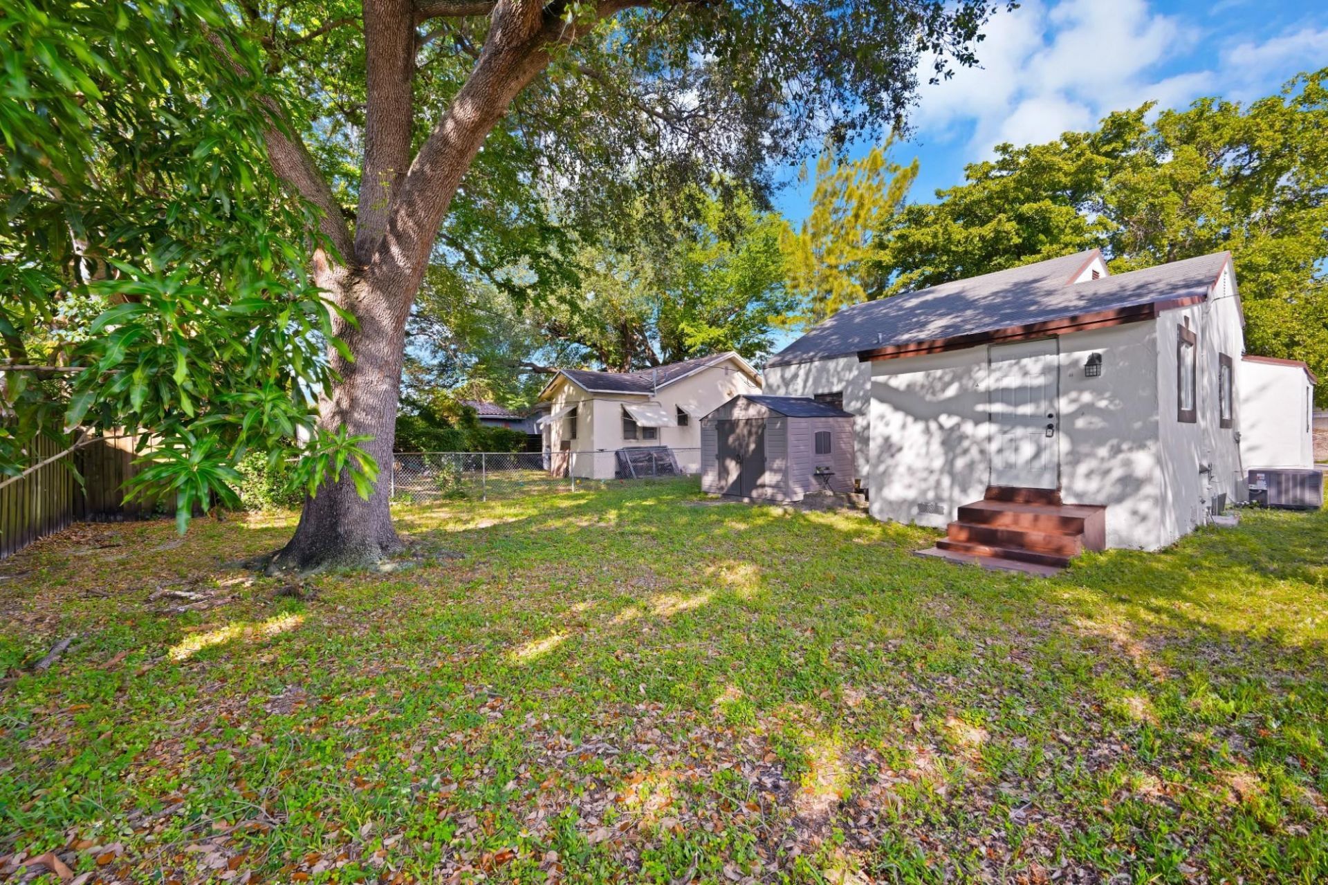 1114 NW 39th Street, Miami, FL 33127 Photo