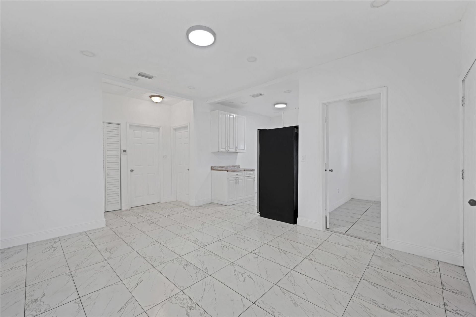 1114 NW 39th Street, Miami, FL 33127 Photo